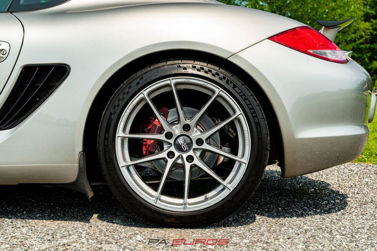 Porsche 987 Cayman R