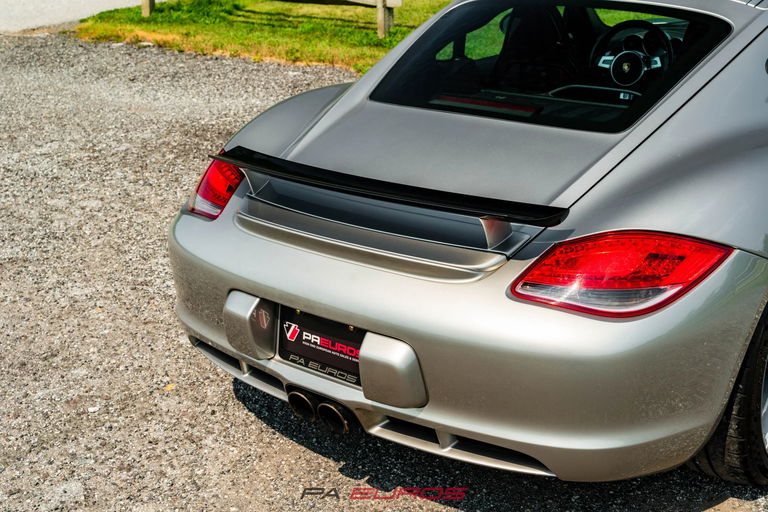 Porsche 987 Cayman R