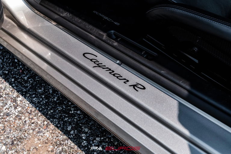 Porsche 987 Cayman R