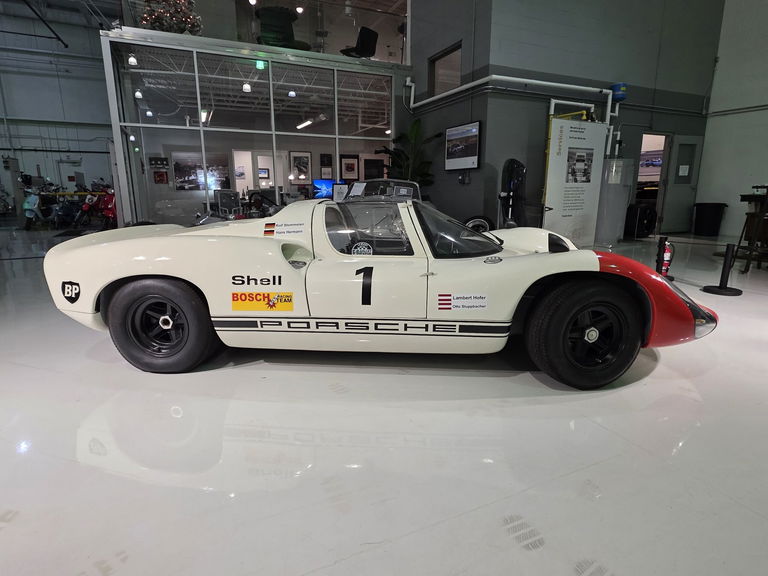 Porsche 910