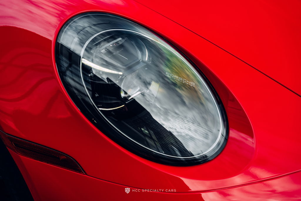 Porsche 992 Carrera GTS