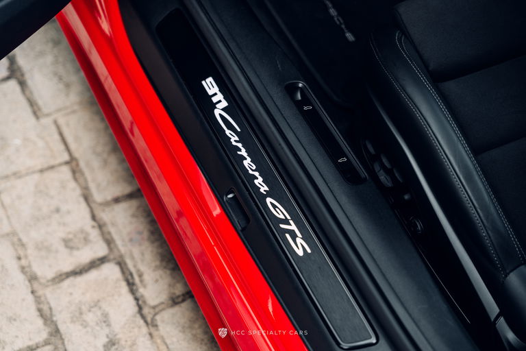 Porsche 992 Carrera GTS