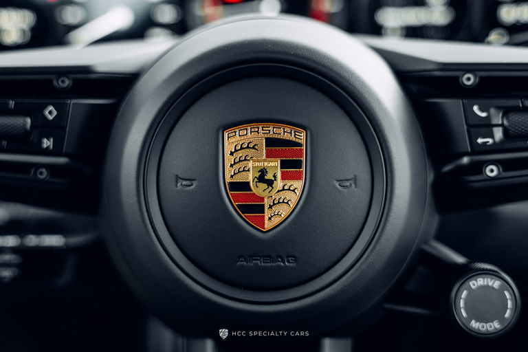 Porsche 992 Carrera GTS