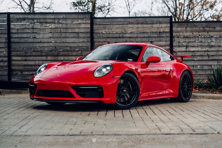 Porsche 992 Carrera GTS