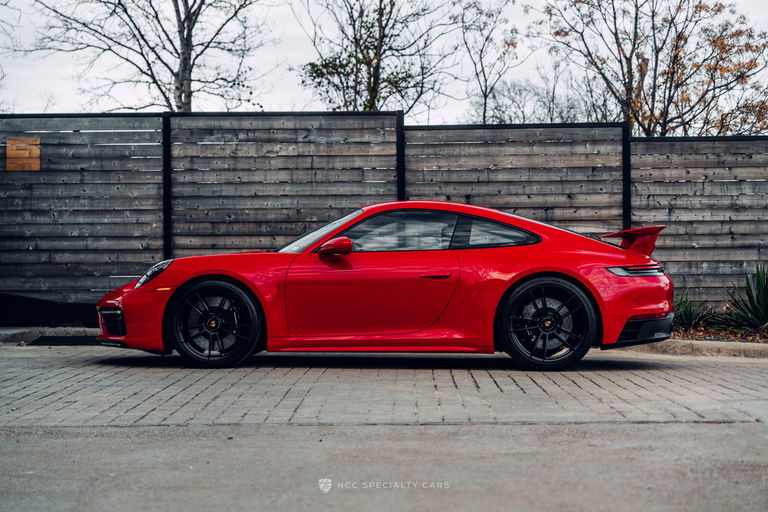 Porsche 992 Carrera GTS