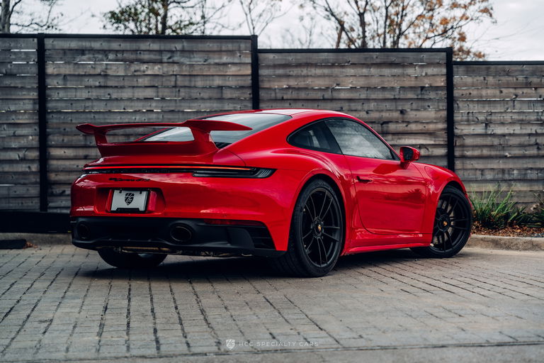 Porsche 992 Carrera GTS