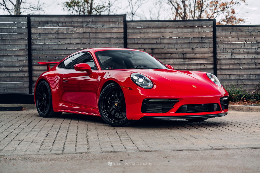 Porsche 992 Carrera GTS