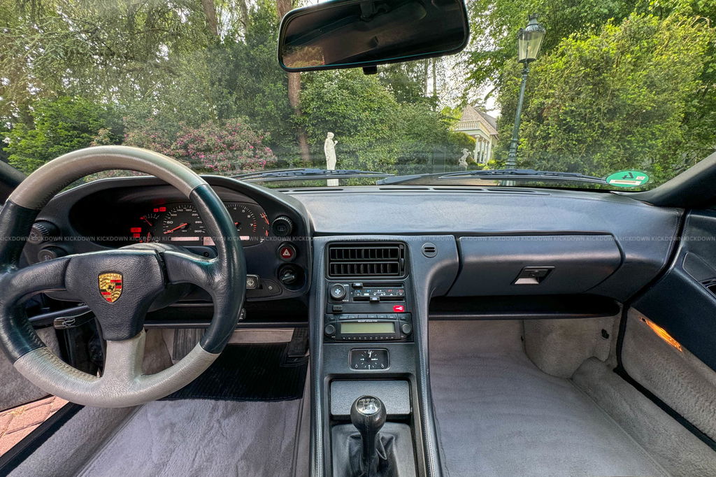 Porsche 928 GT