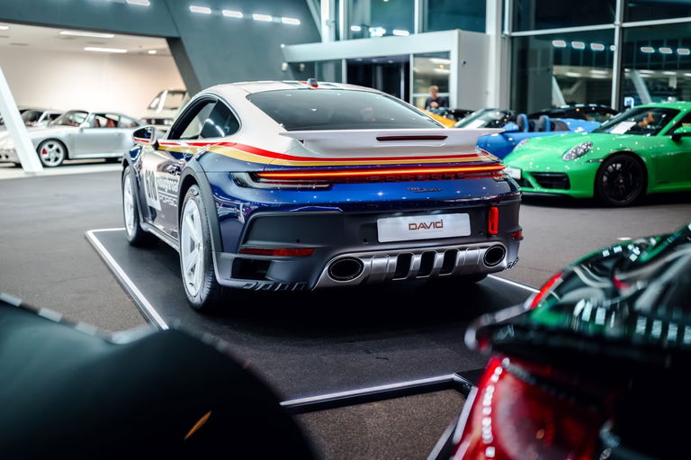 Porsche 911 Dakar