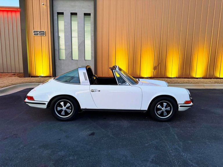 Porsche 911 E