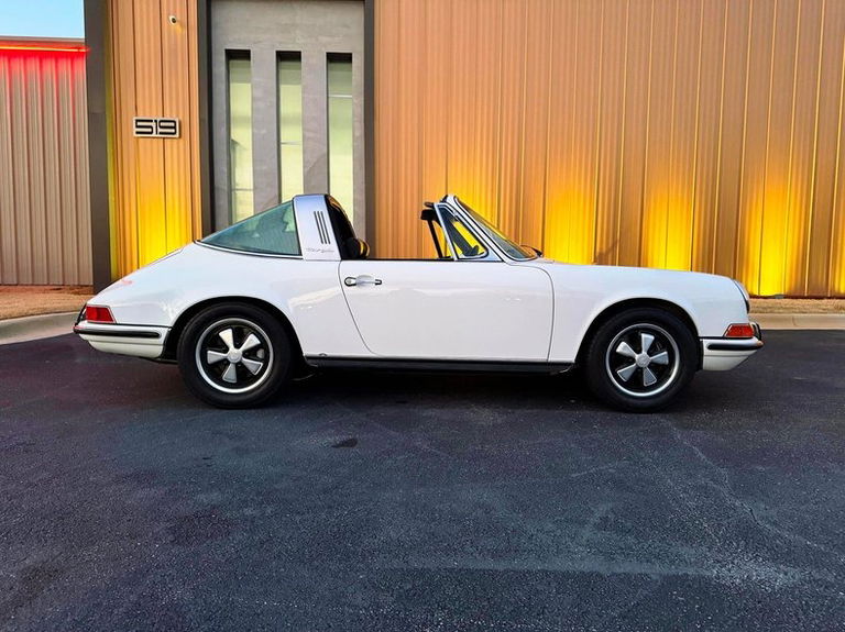 Porsche 911 E