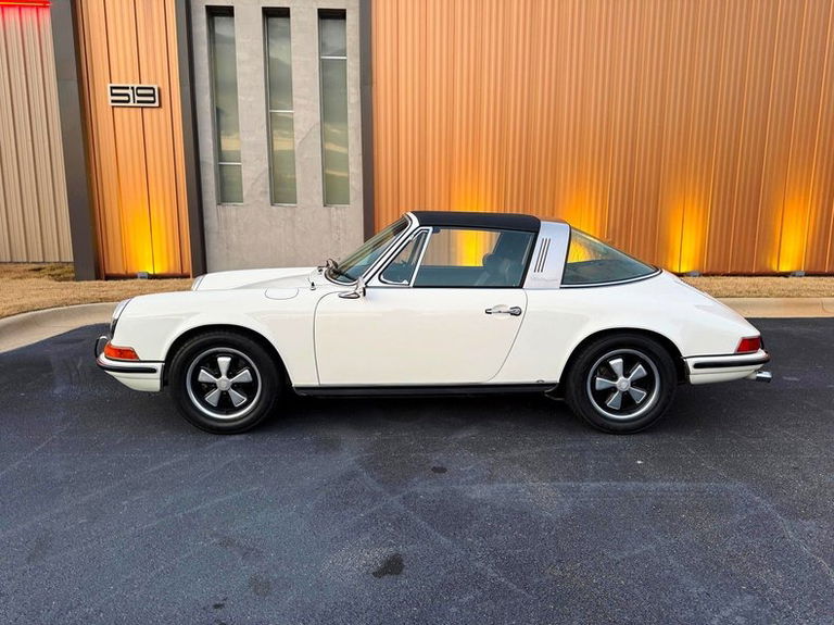 Porsche 911 E