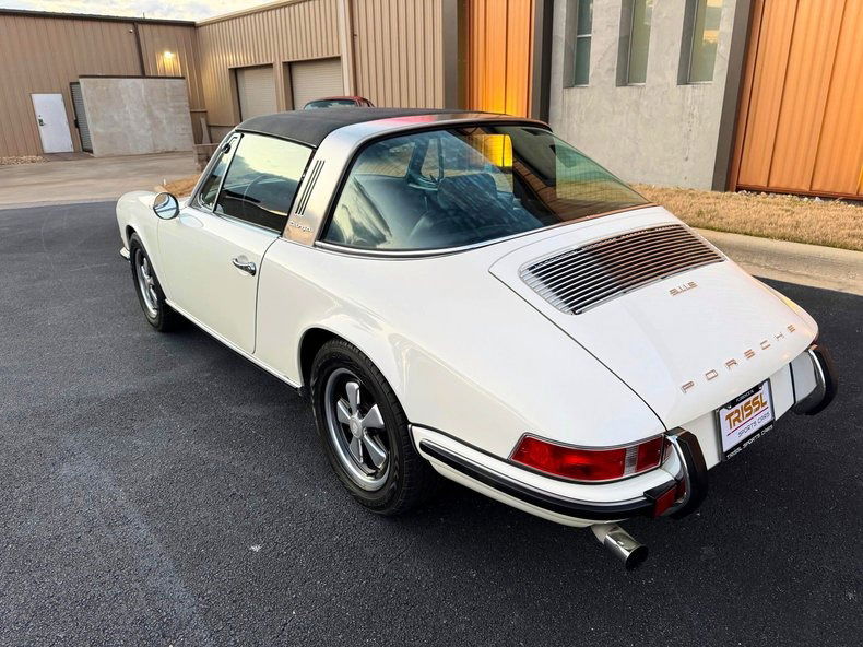 Porsche 911 E
