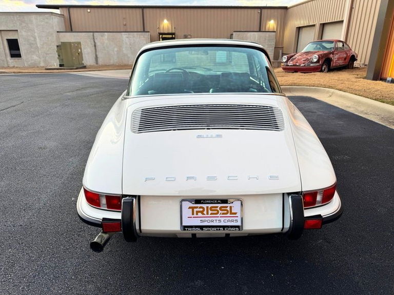 Porsche 911 E