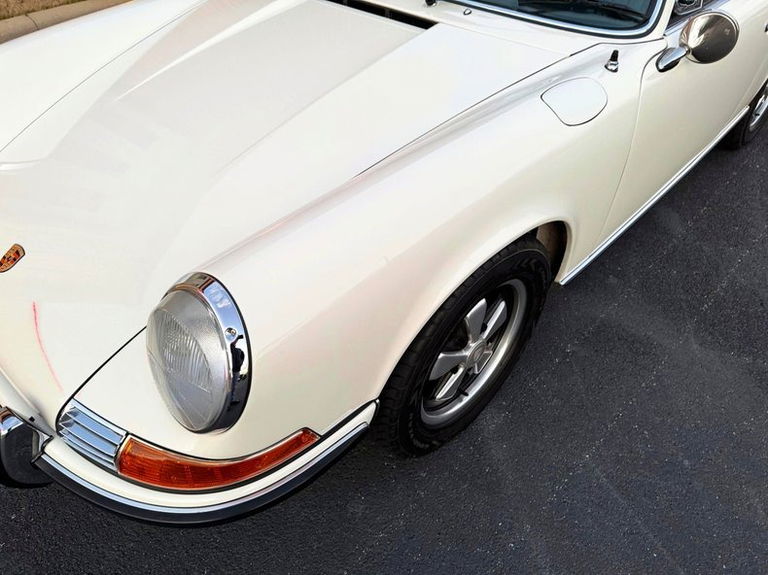 Porsche 911 E