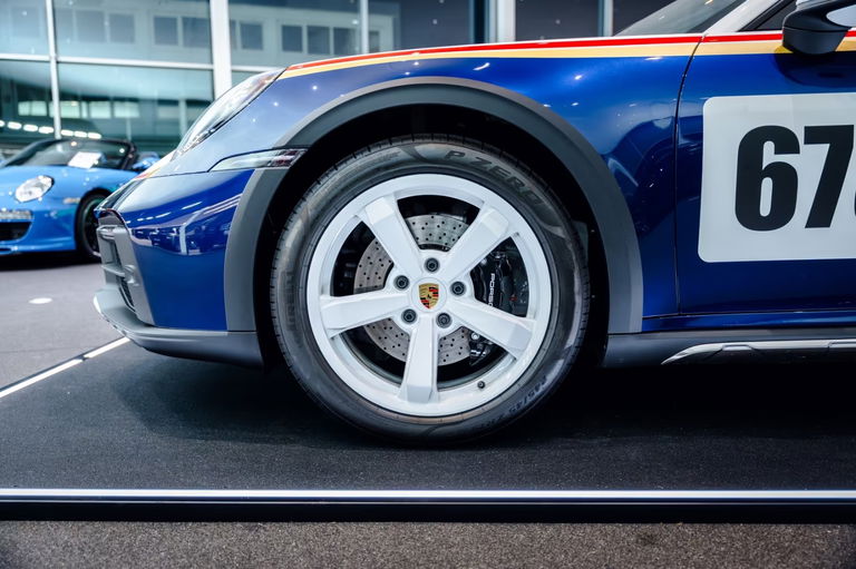 Porsche 911 Dakar