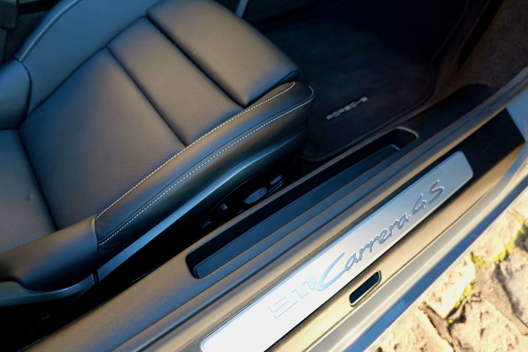 Porsche 992 Carrera 4S