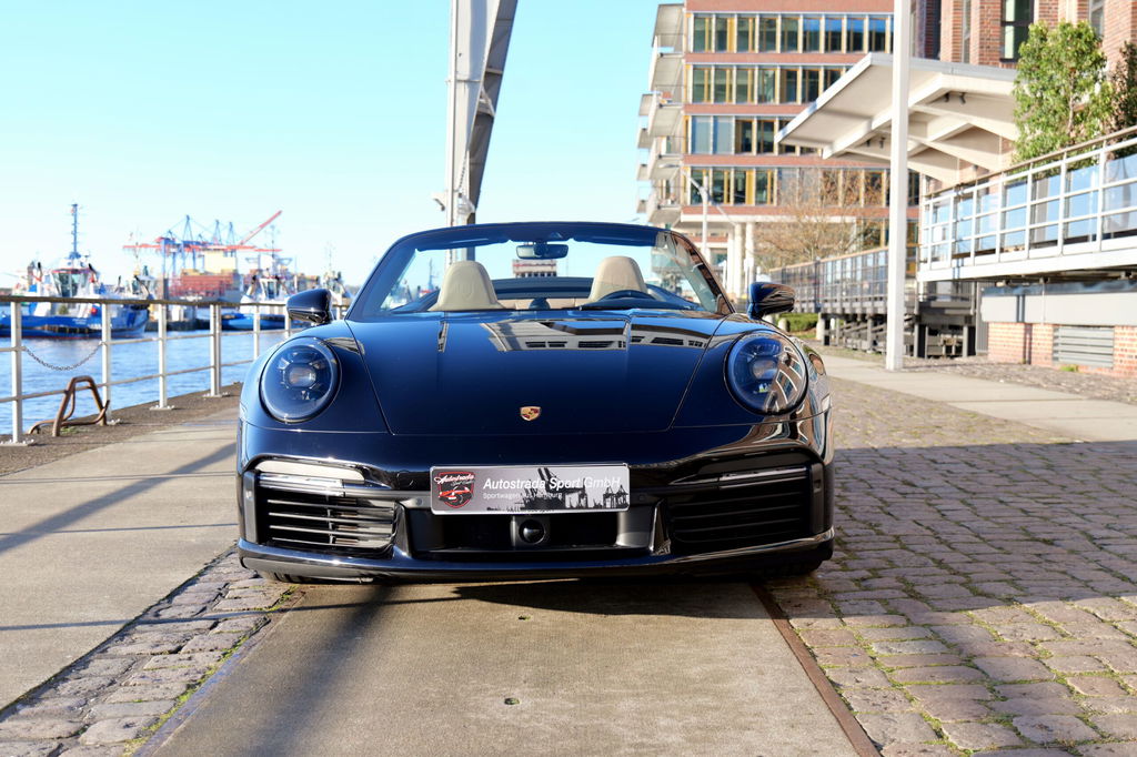Porsche 992 Turbo
