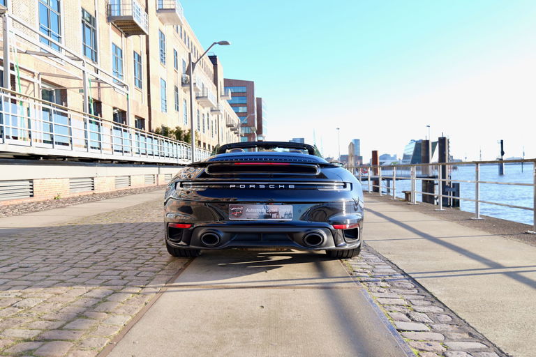 Porsche 992 Turbo