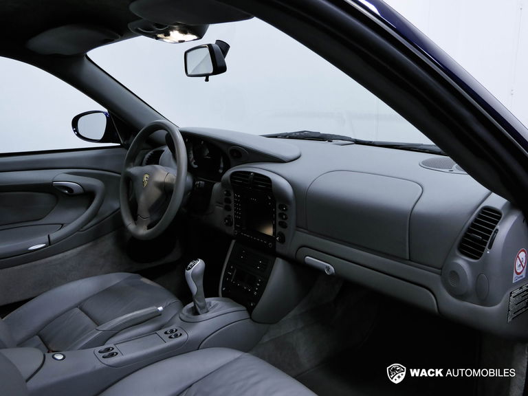 Porsche 996 Carrera 4S