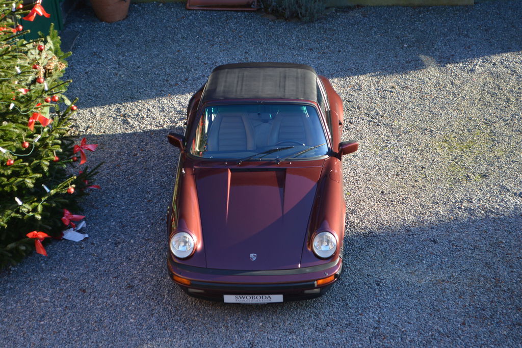 Porsche 911 Carrera 3.2