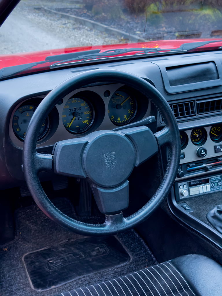 Porsche 944 Coupé