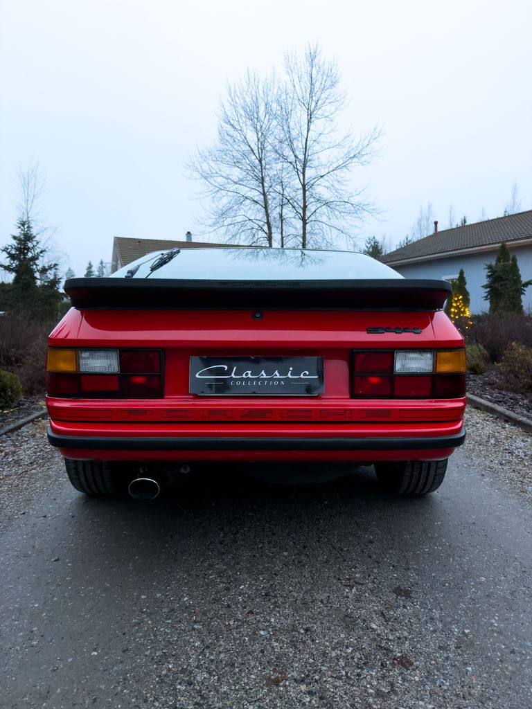 Porsche 944 Coupé