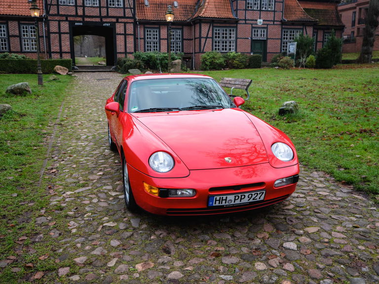 Porsche 968
