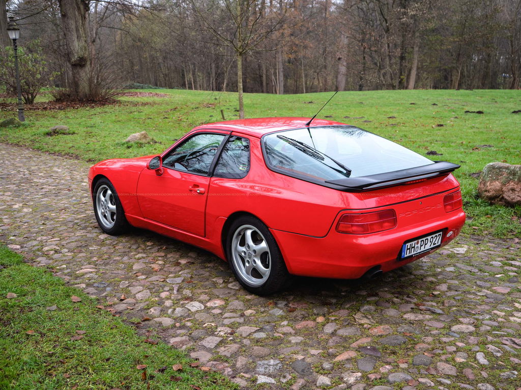 Porsche 968