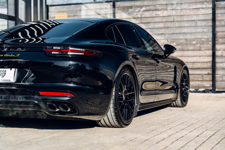 Porsche Panamera Turbo S E-Hybrid