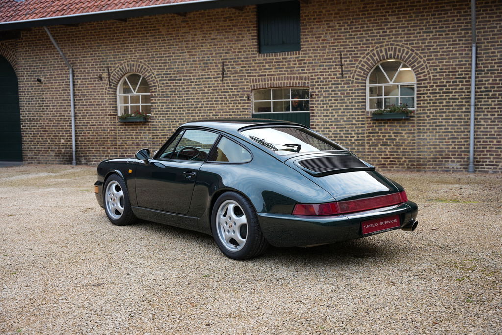 Porsche 964 Carrera 4