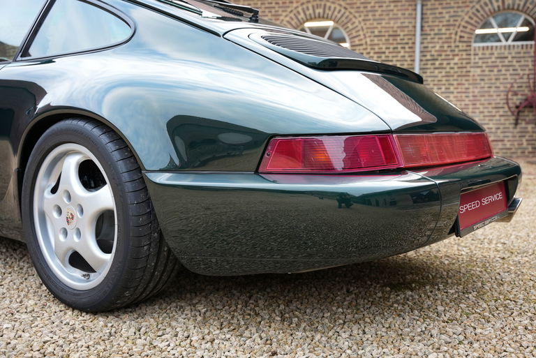 Porsche 964 Carrera 4