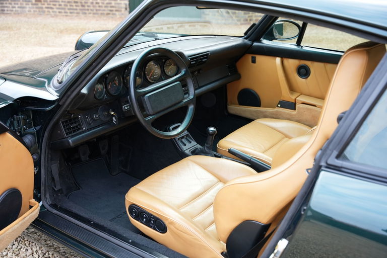 Porsche 964 Carrera 4