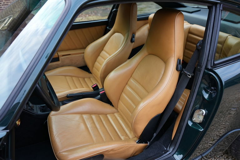 Porsche 964 Carrera 4