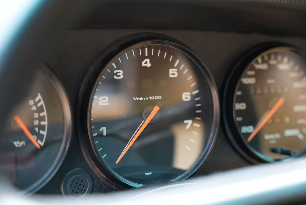 Porsche 964 Carrera 4