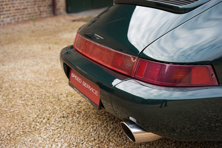 Porsche 964 Carrera 4