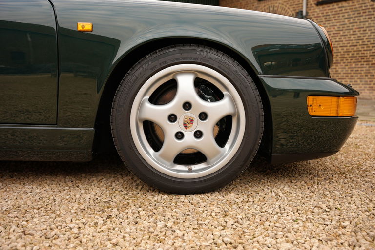 Porsche 964 Carrera 4