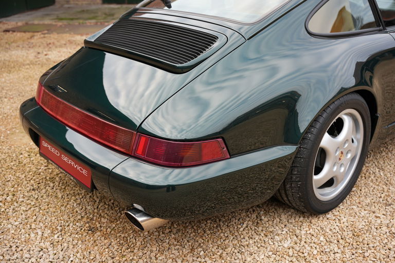 Porsche 964 Carrera 4