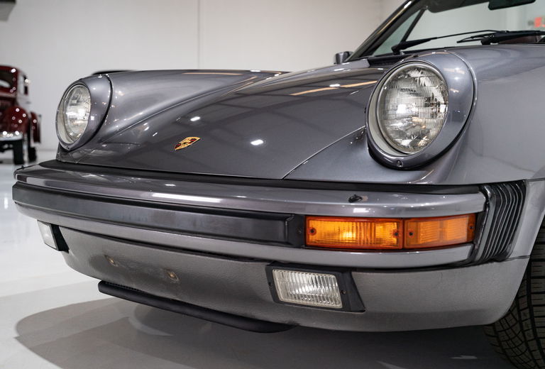 Porsche 911 Carrera 3.2 (US)