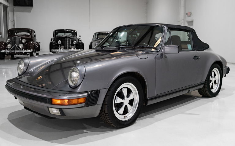 Porsche 911 Carrera 3.2 (US)