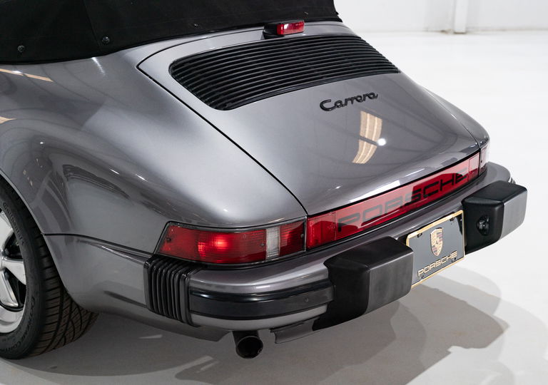 Porsche 911 Carrera 3.2 (US)