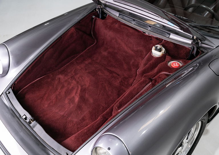 Porsche 911 Carrera 3.2 (US)