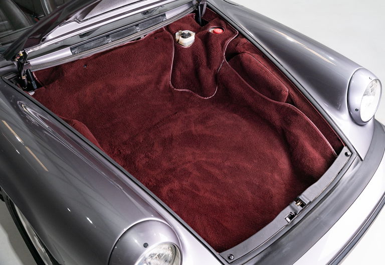 Porsche 911 Carrera 3.2 (US)