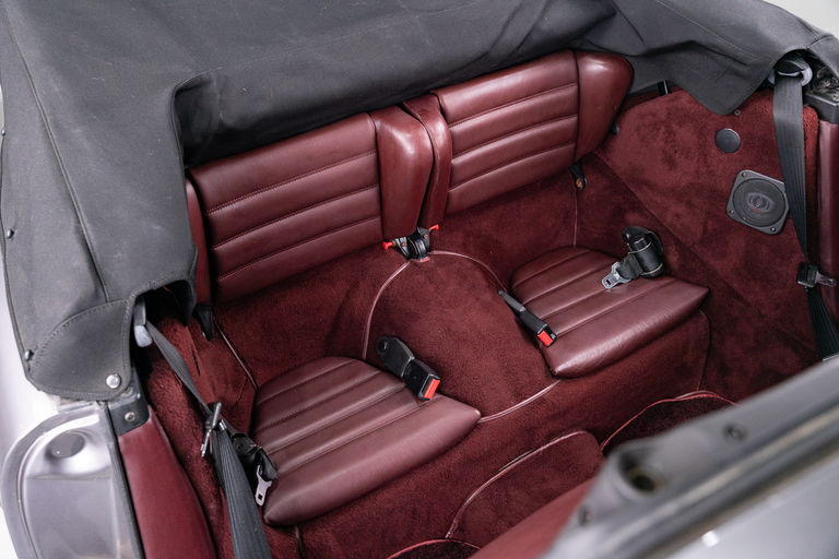 Porsche 911 Carrera 3.2 (US)