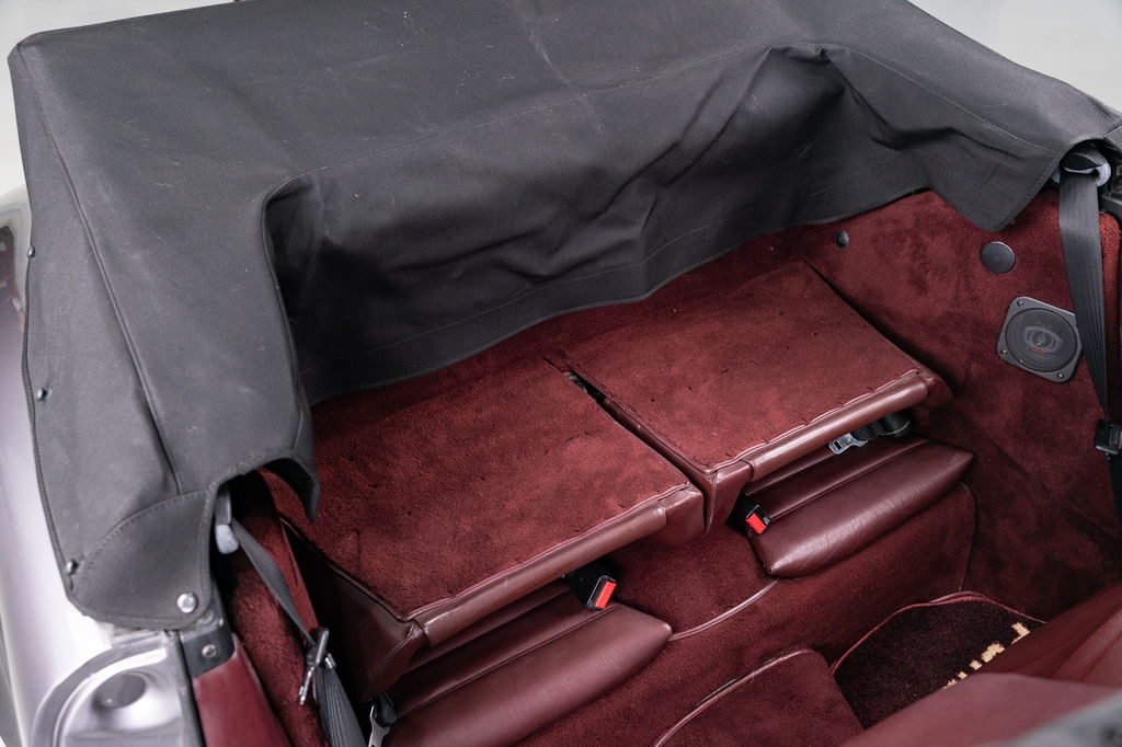 Porsche 911 Carrera 3.2 (US)