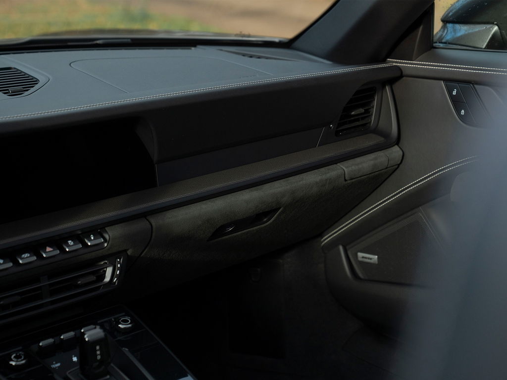 Porsche 992 Carrera GTS