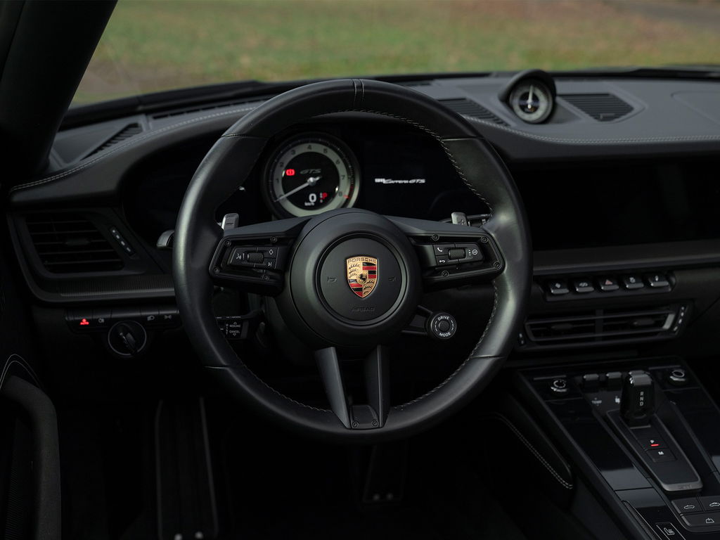 Porsche 992 Carrera GTS