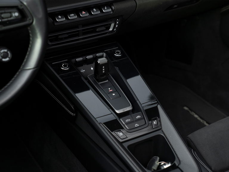 Porsche 992 Carrera GTS