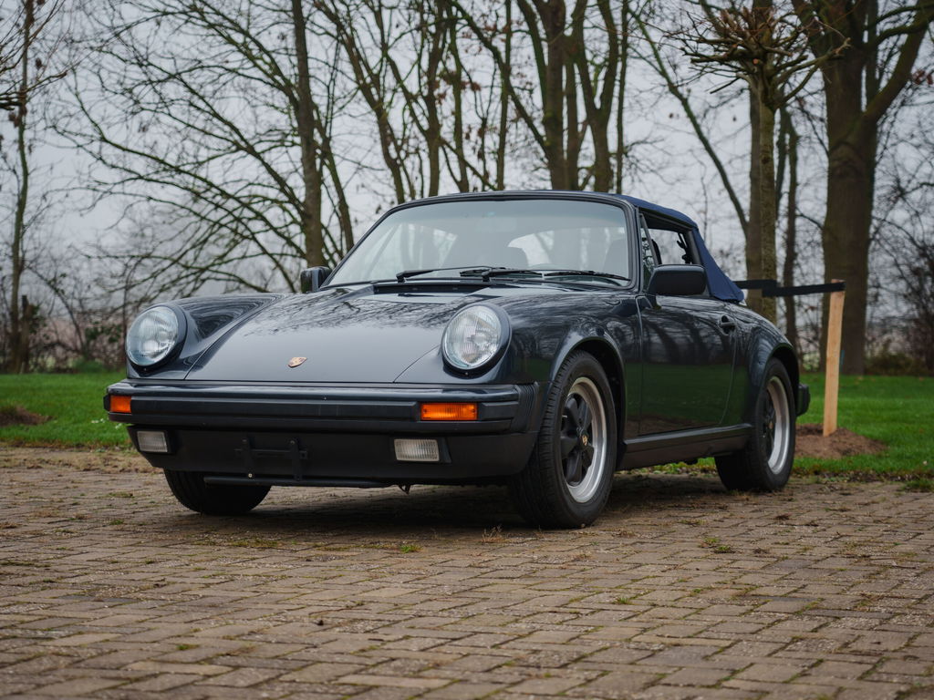Porsche 911 Carrera 3.2 (US)