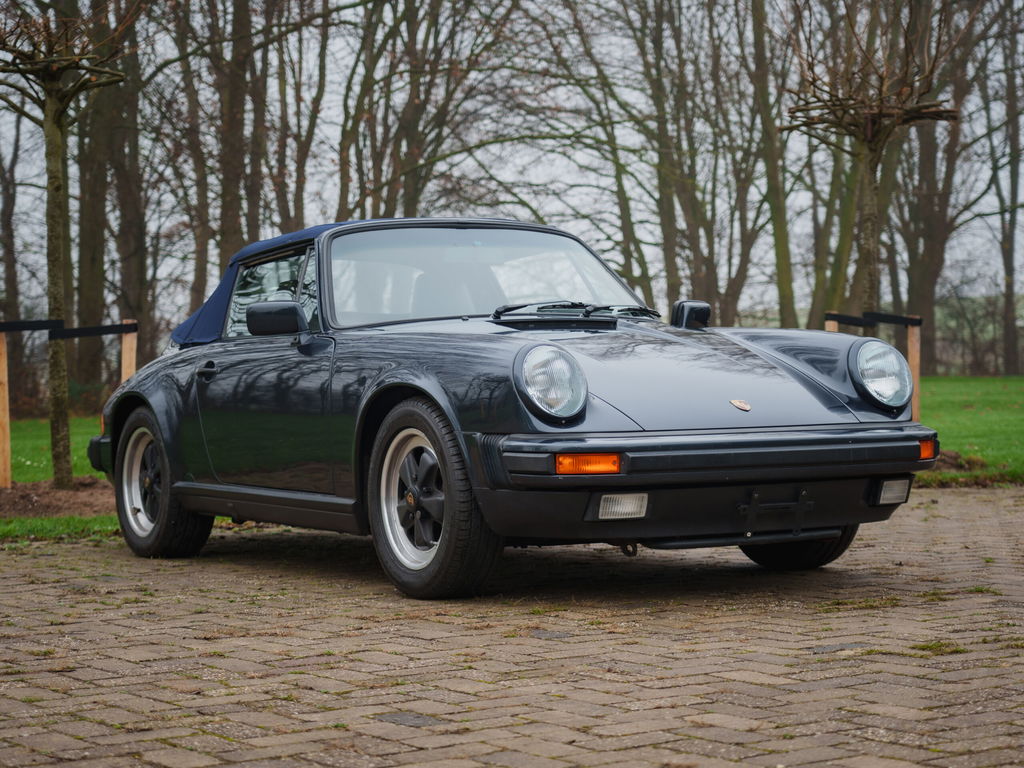 Porsche 911 Carrera 3.2 (US)